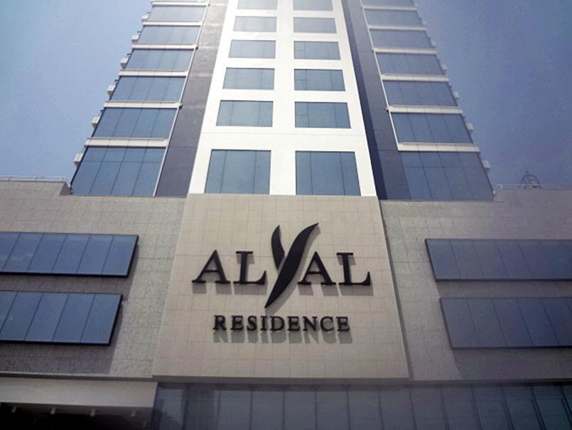 Royal Ambassador - Al Yal Suites Манама Экстерьер фото